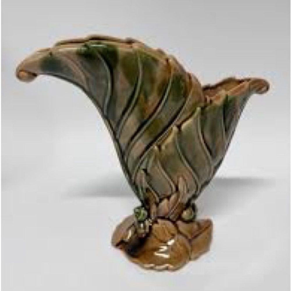 Vintage Royal Haeger R301 Brown Art Deco MCM Double Leaf Fan Drip Glaze Vase 9”H